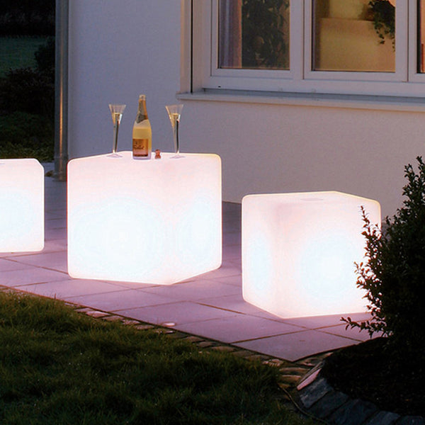 Ray Minimalist Square Acrylic Outdoor Ground Lamp